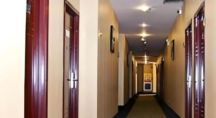 Super 8 Songjiang Town Branch 2* Shanghai