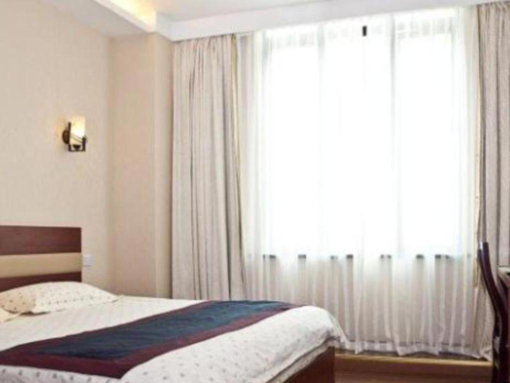 Super 8 Songjiang Town Branch Hotel Shanghai