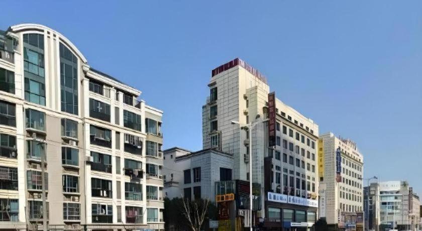 Super 8 Songjiang Town Branch Hotel Shanghai
